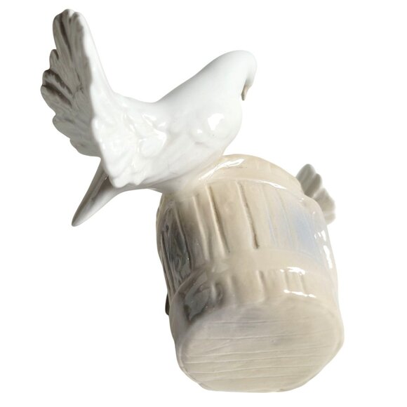 Vintage Porcelain Turtle Dove Figurine White Love Birds Sculpture Valencia Spain - Picture 4 of 13